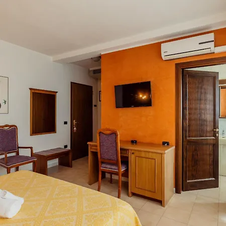 Malaspina 4* Bosa Marina