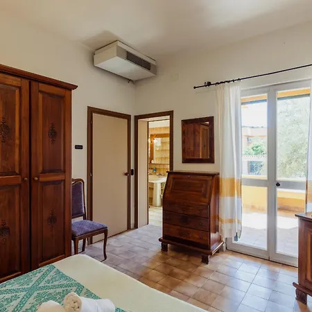 Malaspina Beach Resort 4* Bosa