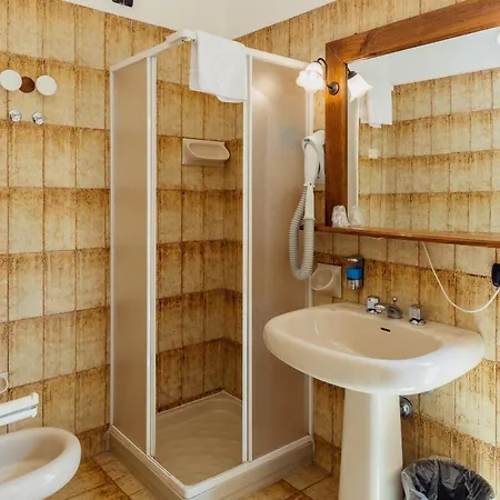 Malaspina Hotell Bosa Marina